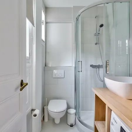 Nice Studio Near The Eiffel Tower Apartment