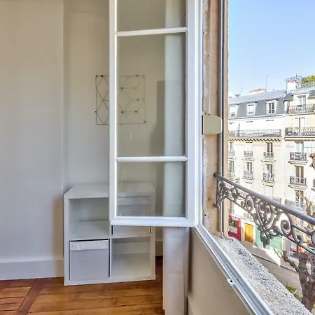 Nice Studio Near The Eiffel Tower Paris